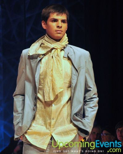 Photo from Philly Fashion Week 2010 (Saturday Gallery 2)