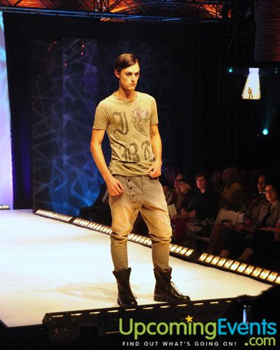 Photo from Philly Fashion Week 2010 (Saturday Gallery 2)