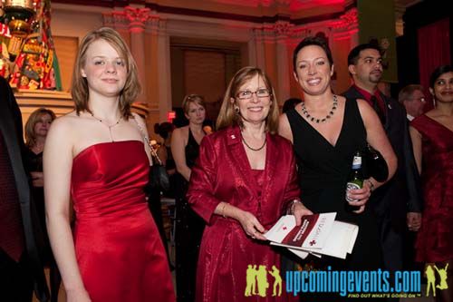 Photo from The 2010 Red Ball (gallery #1)