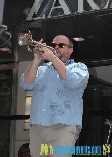 Photo from Rittenhouse Row Spring Festival