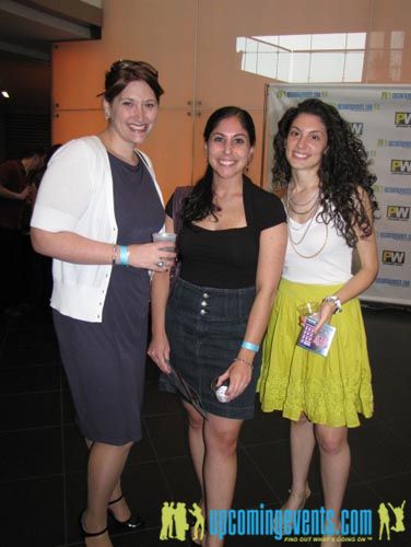 Photo from 2010 Young Professionals Expo (Gallery 3)