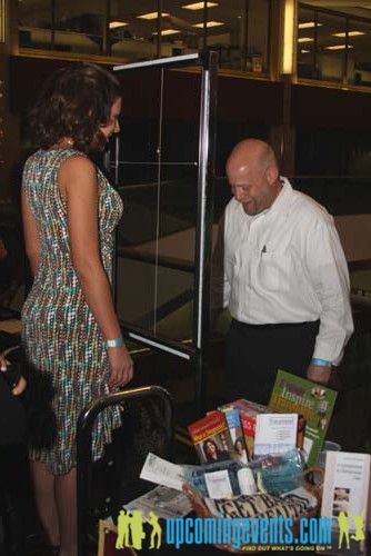 Photo from 2010 Young Professionals Expo (Gallery 2)