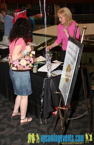 Photo from 2010 Young Professionals Expo (Gallery 1)