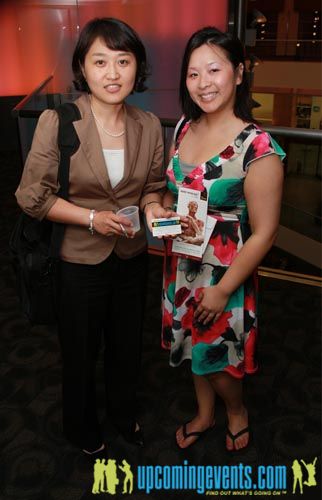 Photo from 2010 Young Professionals Expo (Gallery 1)